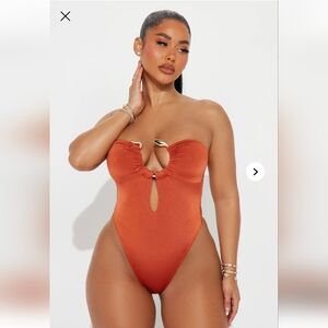 Fashion Nova/ Flights Over Feelings Bodysuit- W Sz Medium